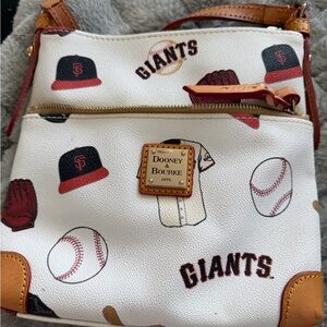 Gently used Dooney & Bourke San Francisco Giants MLB Crossbody Bag – Excellent